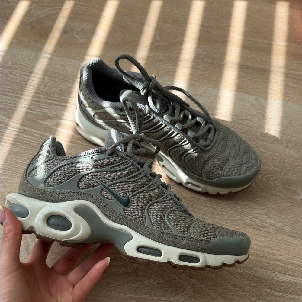 Nike Air Max Plus TN Sneakers